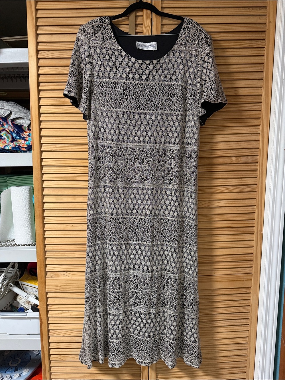 Jessica Howard Black & Cream Lace-Pattern Maxi Dress